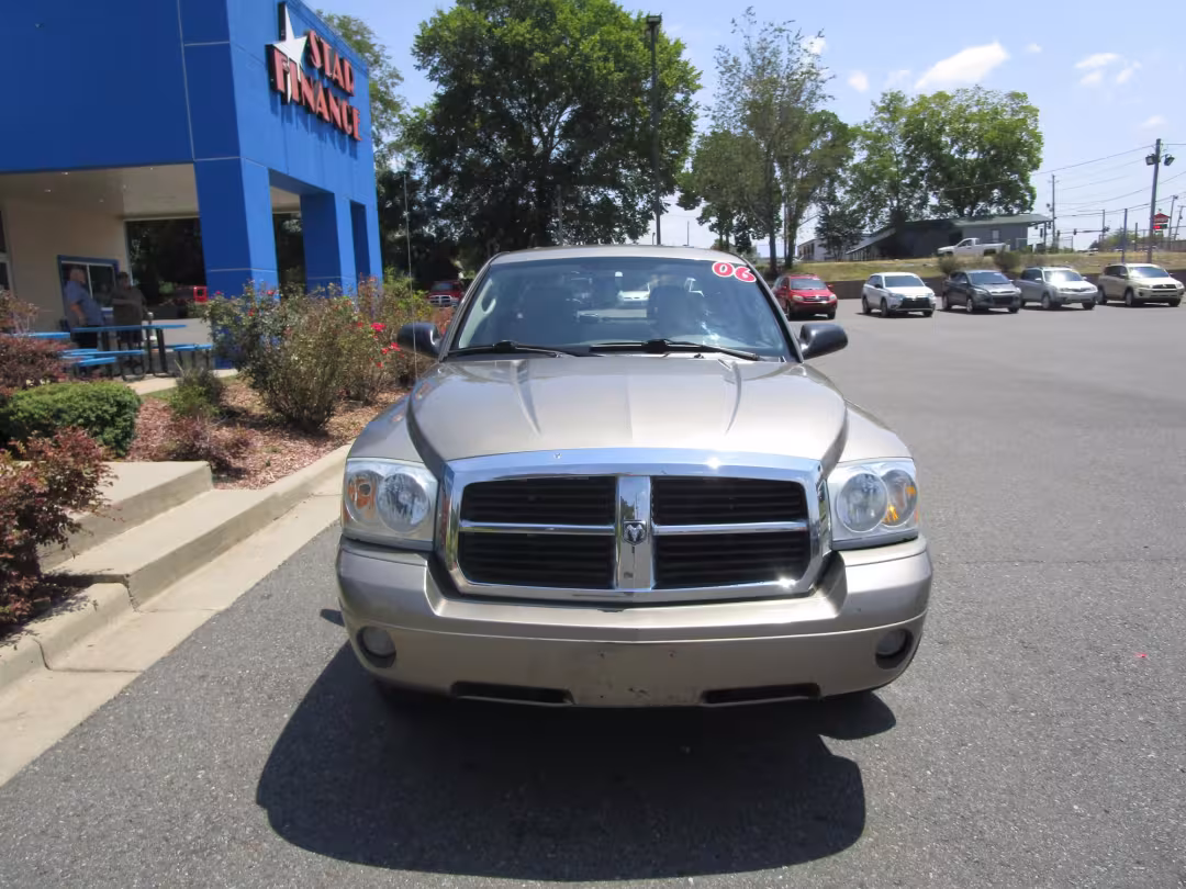 2006 Dodge Dakota - 1D7HE48N16S629796 - Image #1