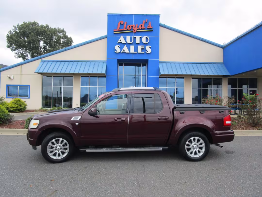 2007 Ford Explorer Sport Trac - 1FMEU53867UA33091 - Image #2